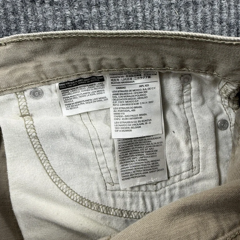 Levis 505 Jeans Mens 36x30 Beige Khaki Straight Leg Denim Pants Mid Rise‎ Casual